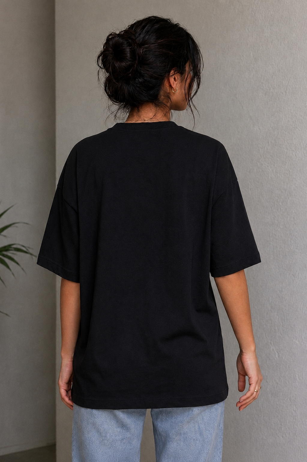 Battery Ses | Oversized Black Cotton T-Shirt for Women | Krazy Kind KRAZYKIND